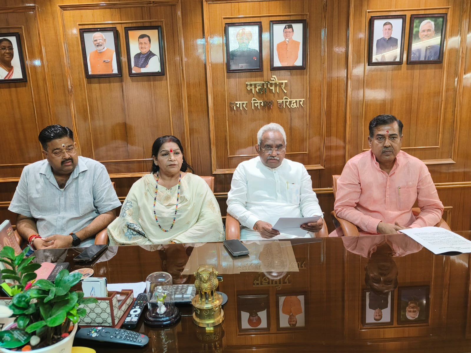 डोभाल पर टिप्पणी को लेकर राहुल गांधी पर बरसे मदन कौशिक, बोले- उत्तराखंड के स्वाभिमान पर हमला